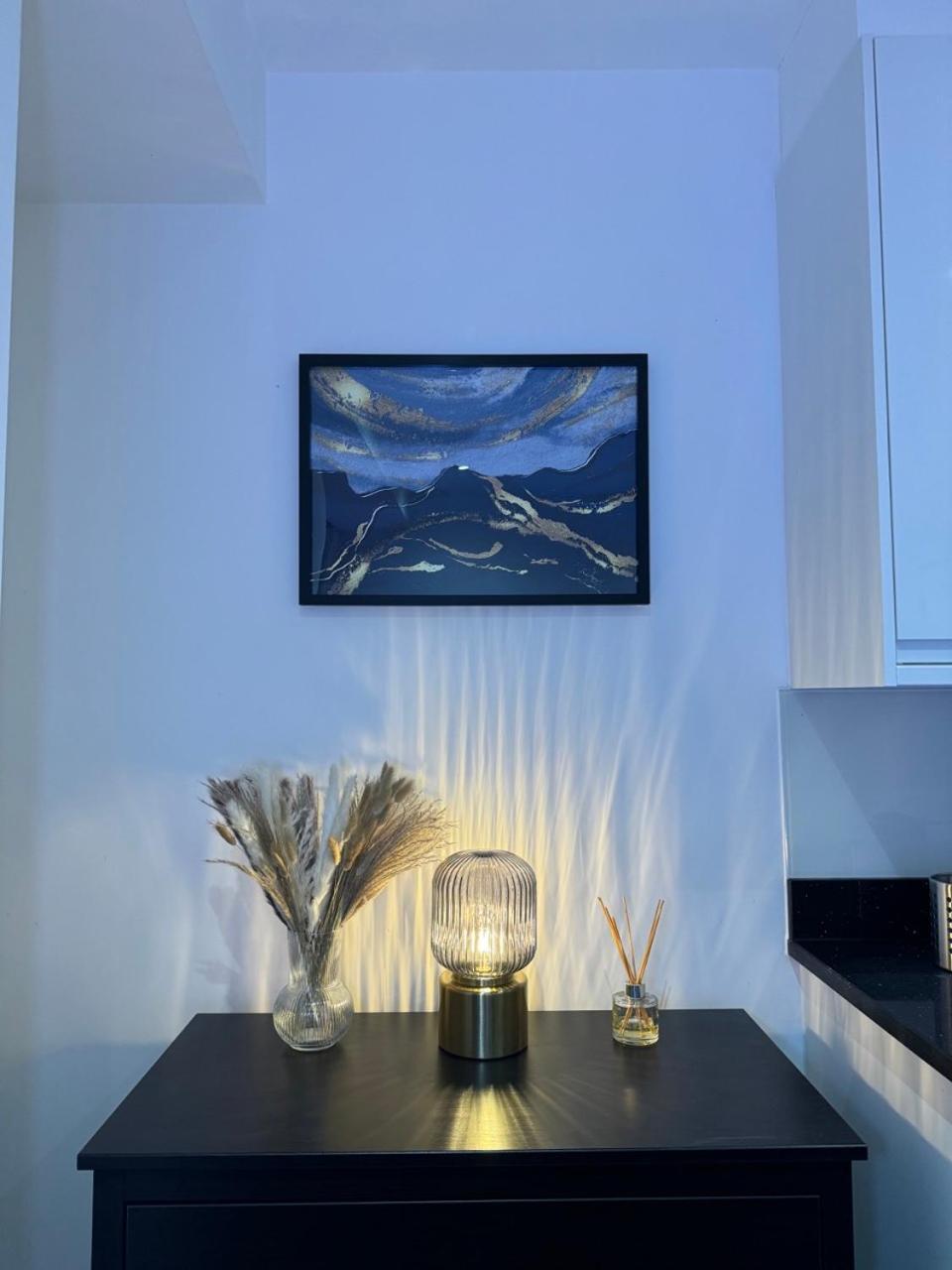 Luxury 2 Bedroom Apartment In Central Croydon With Free Parking Exteriör bild